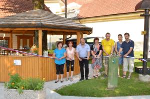 Na tržnici ponudnikov domačih izdelkov vedno več 12